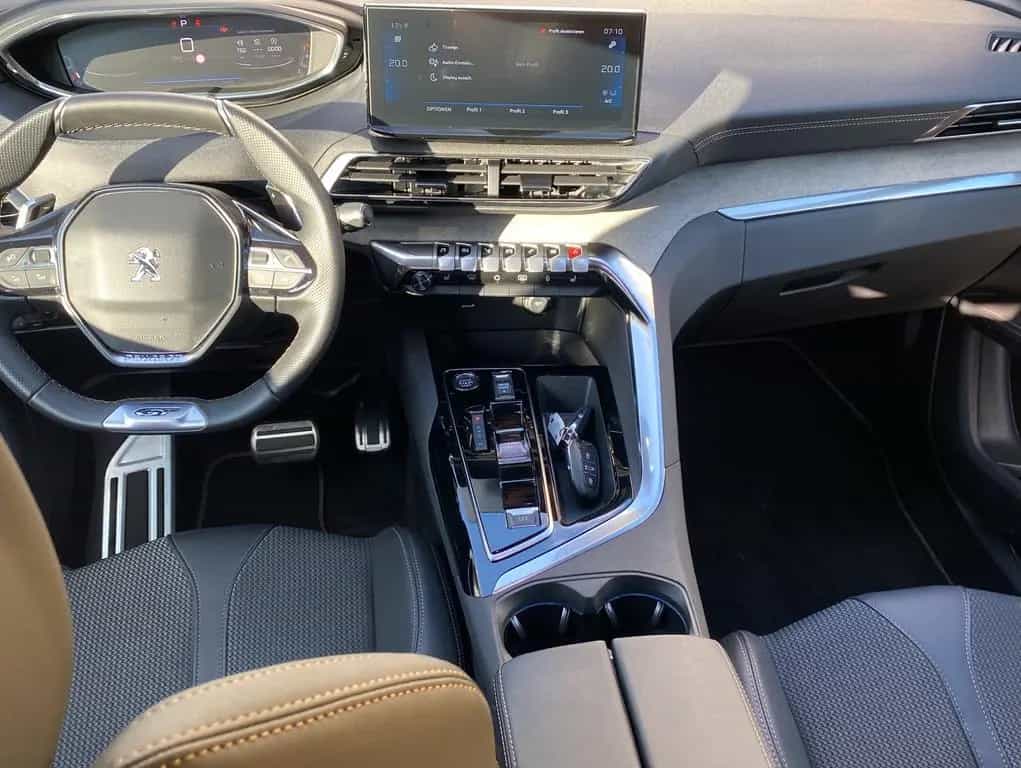 Peugeot 5008 GT Facelift*Navi*ACC*Kamera*7Sitze* 03/2024-photo-7