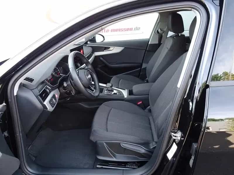 Audi A4 Avant 35 TFSI advanced / Standheizung 02/2023-photo-5