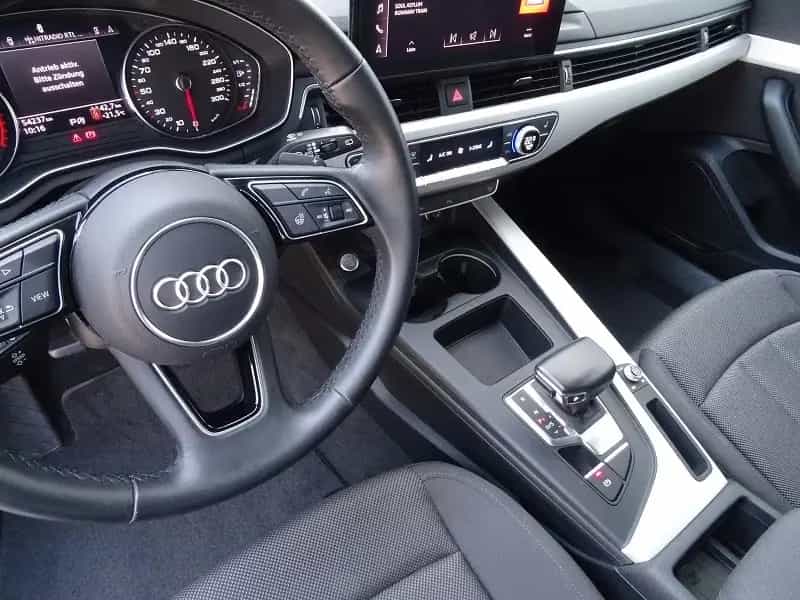 Audi A4 Avant 35 TFSI advanced / Standheizung 02/2023-photo-7