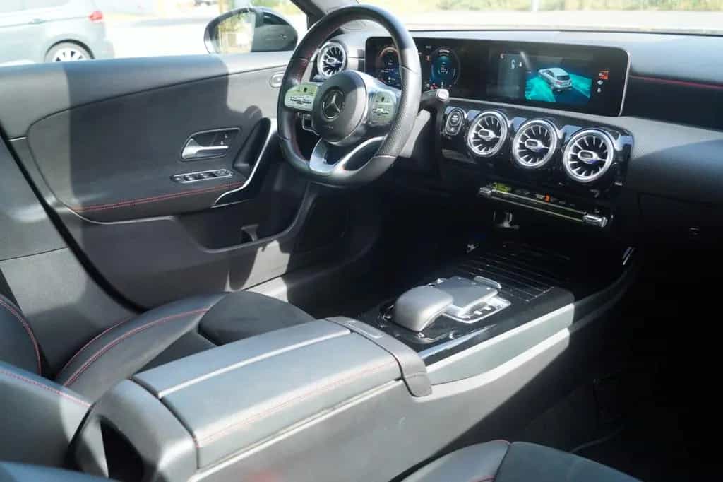 Mercedes-Benz A 250 AMG Line/ Night-Paket/ Pano. SHD/ Euro 6d- 02/2019-photo-11