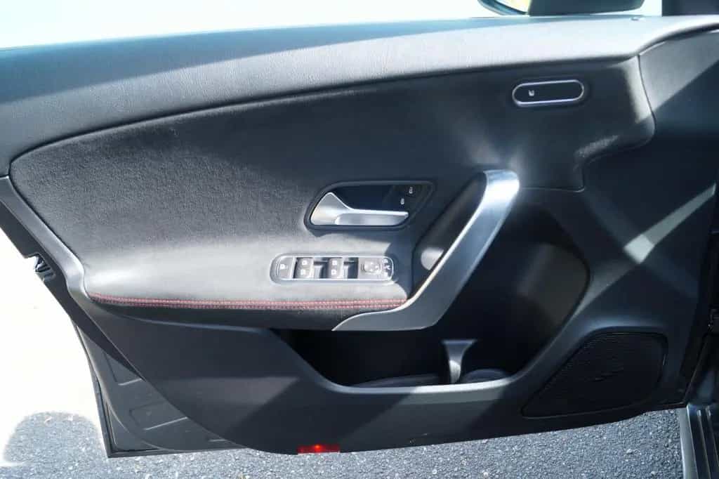 Mercedes-Benz A 250 AMG Line/ Night-Paket/ Pano. SHD/ Euro 6d- 02/2019-photo-28