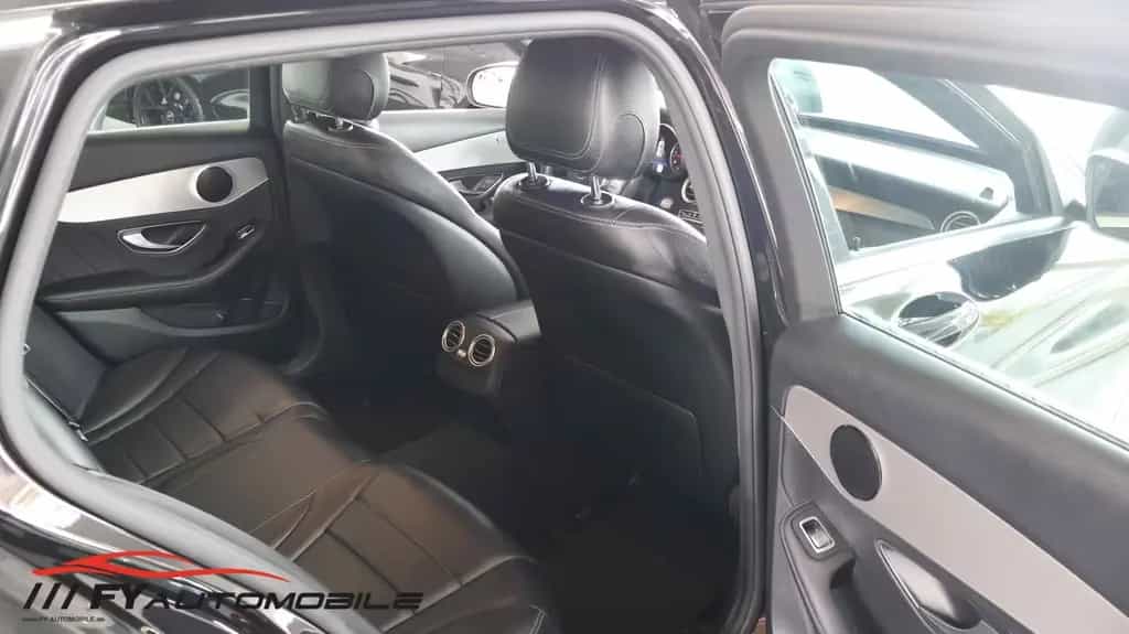 Mercedes-Benz C 300 C 300 d T AMG Line* LED* AHK* Garantie* 03/2020-photo-25