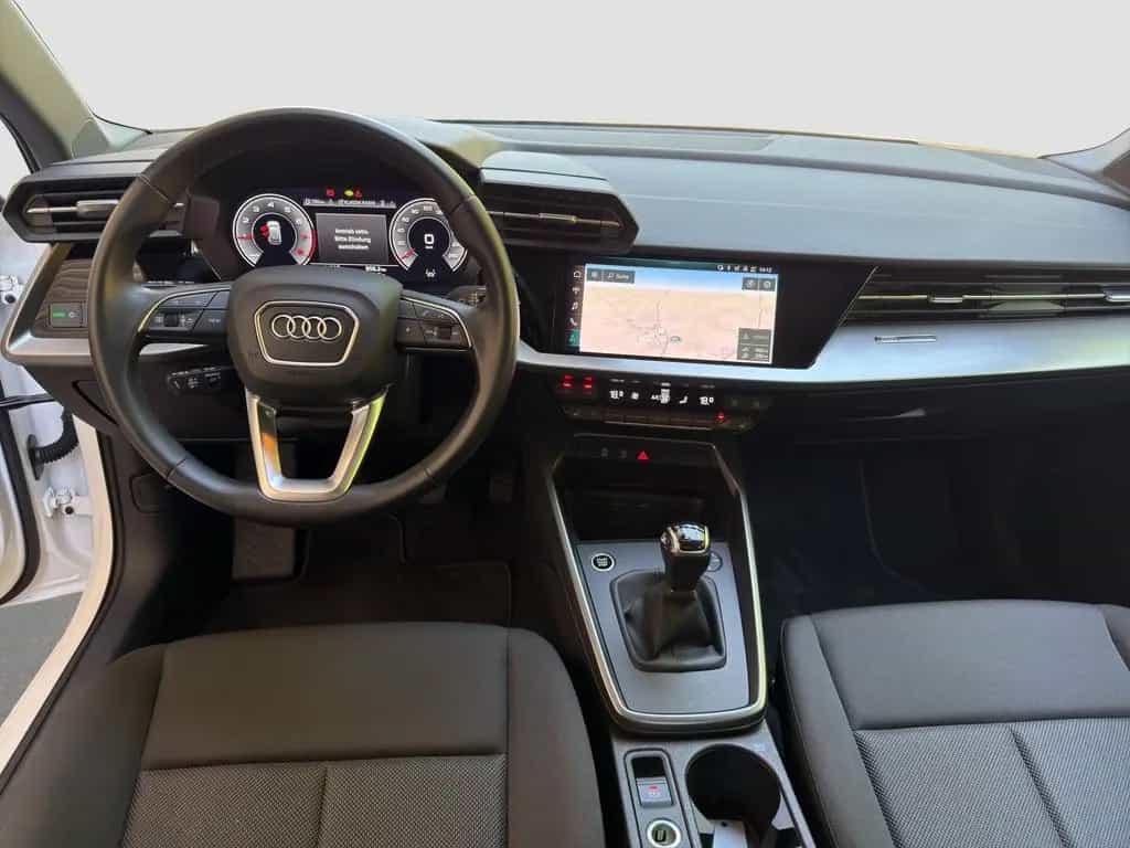 Audi A3 Sportback 30 TFSI Business Spiegel+ el.Heck v 03/2022-photo-10