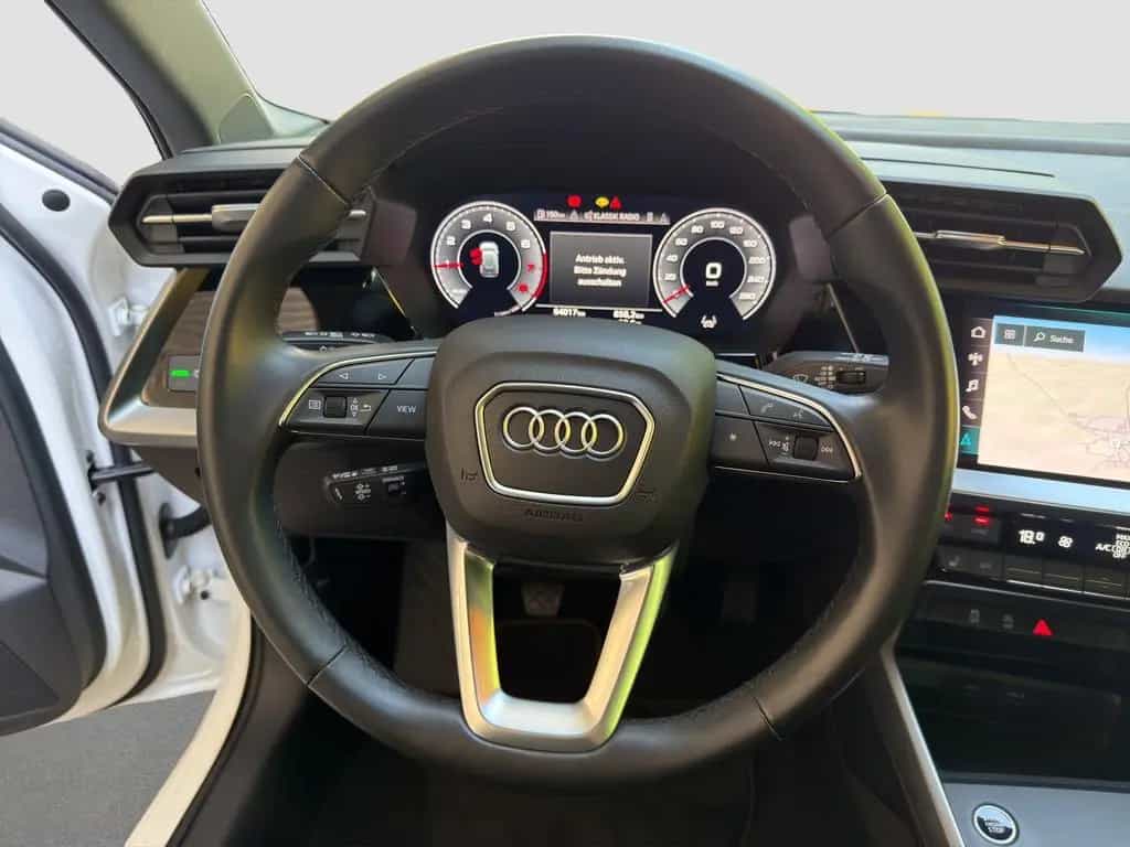 Audi A3 Sportback 30 TFSI Business Spiegel+ el.Heck v 03/2022-photo-11