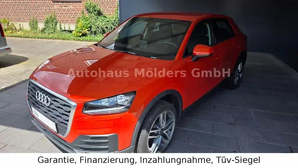 Audi Q2 1,4 TFSI *Garantie*AHK*229€ mtl. 07/2018-photo-0