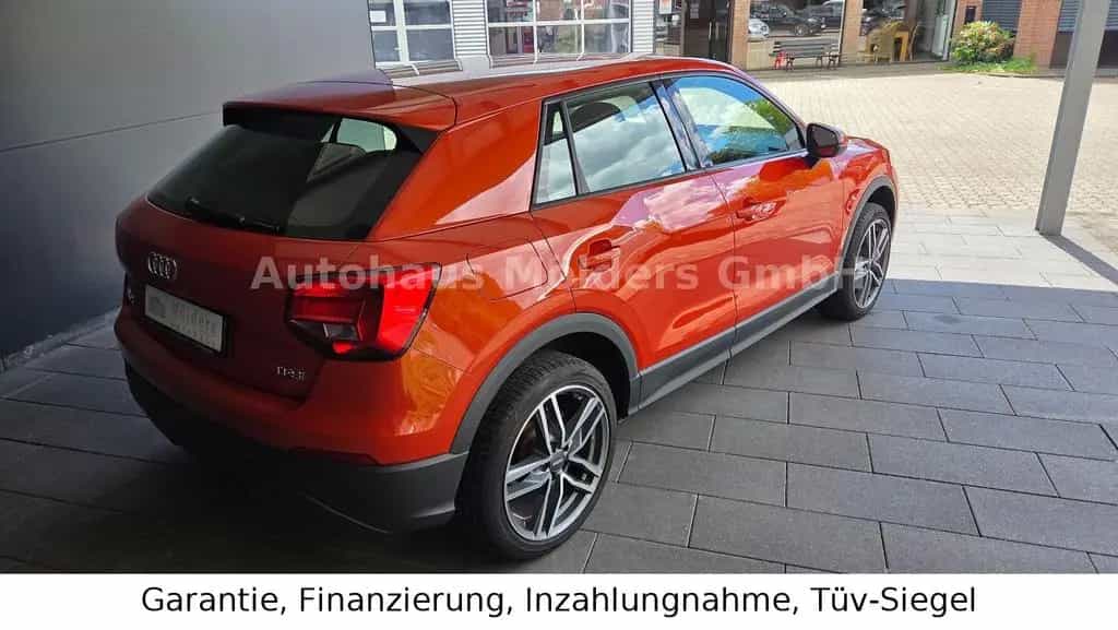 Audi Q2 1,4 TFSI *Garantie*AHK*229€ mtl. 07/2018-photo-5