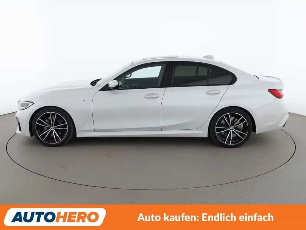 BMW 330 i M Sport Aut.*NAVI*LED*ACC*H&K*CAM*PDC*SHZ* 04/2019-photo-2
