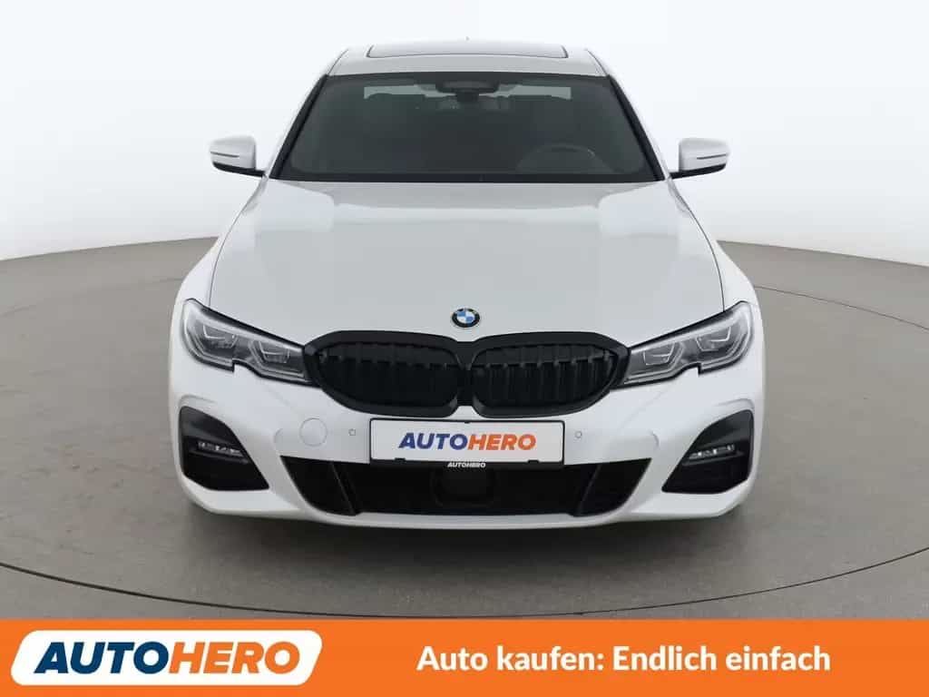 BMW 330 i M Sport Aut.*NAVI*LED*ACC*H&K*CAM*PDC*SHZ* 04/2019-photo-8