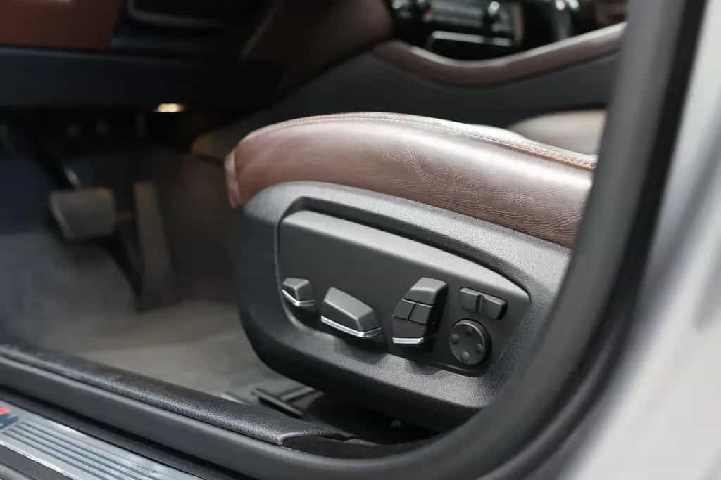 BMW 550 i M-Paket Performance* Sitzhzg*KAM*Navi*HUD 07/2016-photo-10