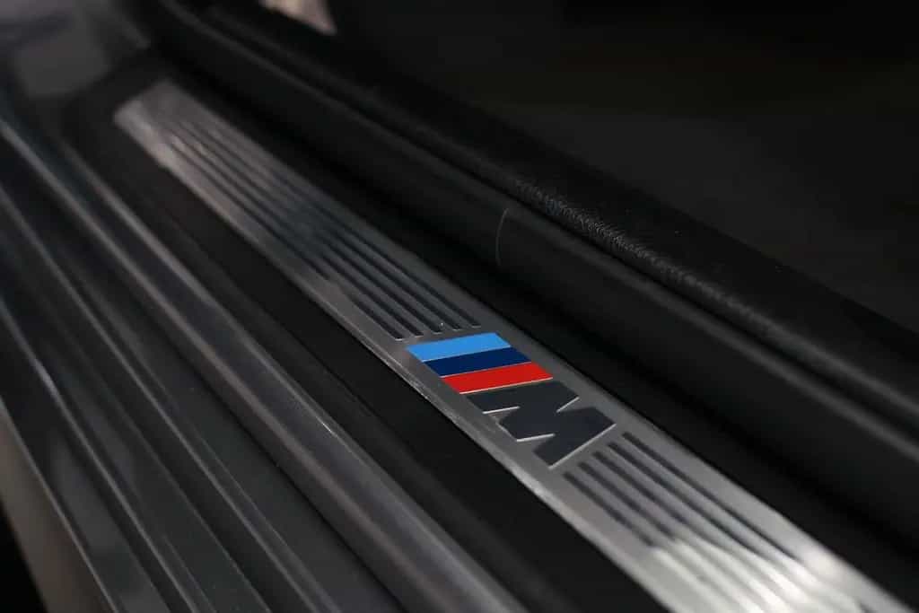 BMW 550 i M-Paket Performance* Sitzhzg*KAM*Navi*HUD 07/2016-photo-9