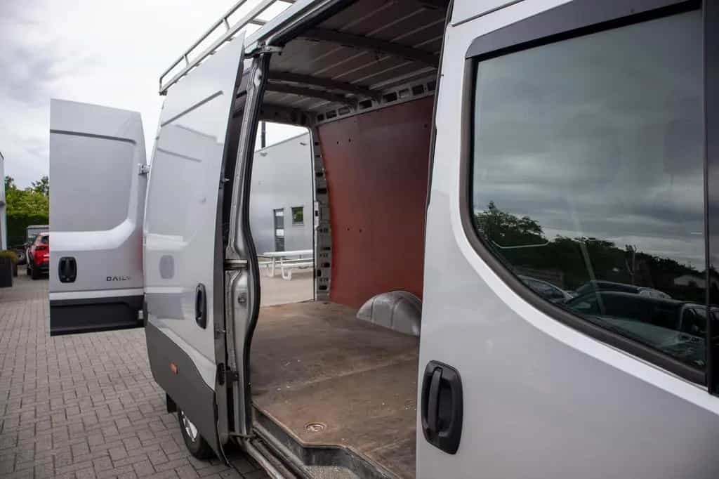 Iveco Other Daily 35S18, 3.0l, AUTOMAAT, CAMERA, DAKREK, NAV 02/2022-photo-19