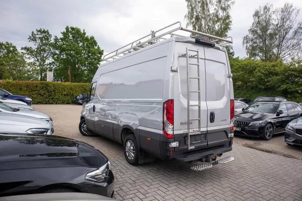 Iveco Other Daily 35S18, 3.0l, AUTOMAAT, CAMERA, DAKREK, NAV 02/2022-photo-4
