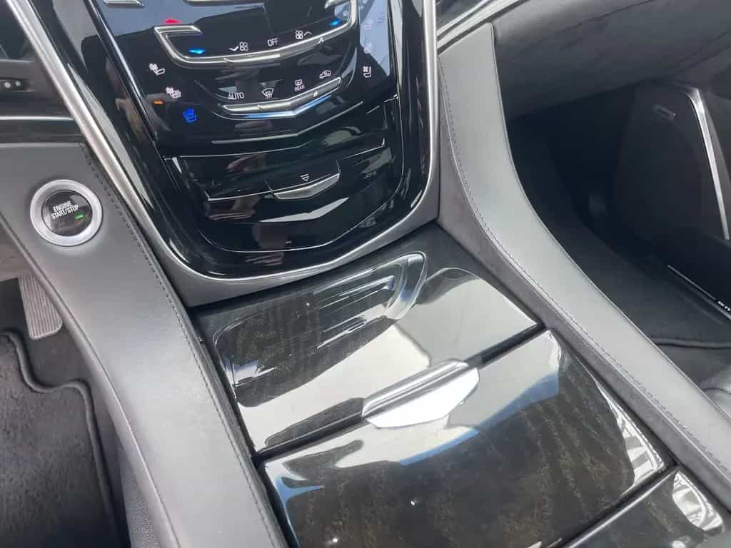 Cadillac Escalade Platinum 6.2 V8 |Unfallfrei|Scheckheft 01/2019-photo-22