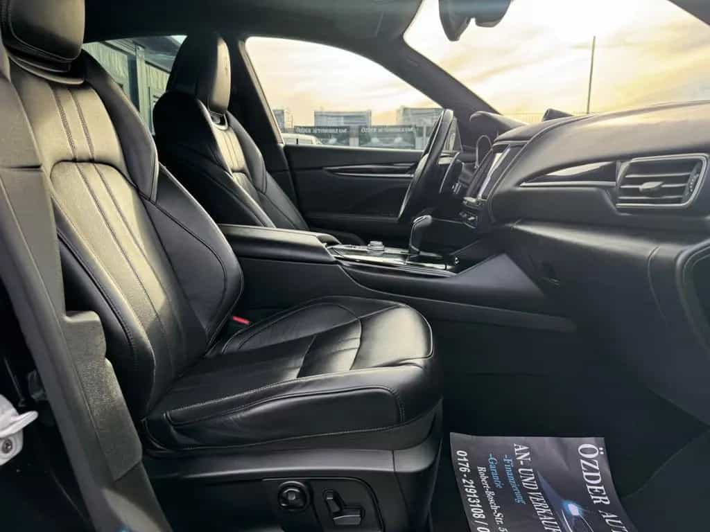 Maserati Levante 3.0 Diesel+Finanzierung+ 04/2018-photo-20