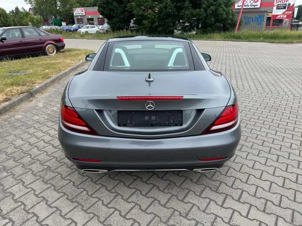 Mercedes-Benz SLC 200 Roadster*AIRSCARF*AMG*PANO*LED*NAVI* 07/2018-photo-6