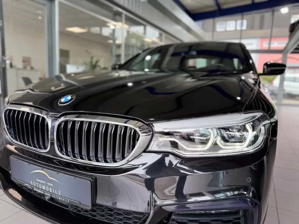 BMW 520 d M-Sport LED KAM PANO HUD HIFI LEDER VIRTUAL 07/2020-photo-9
