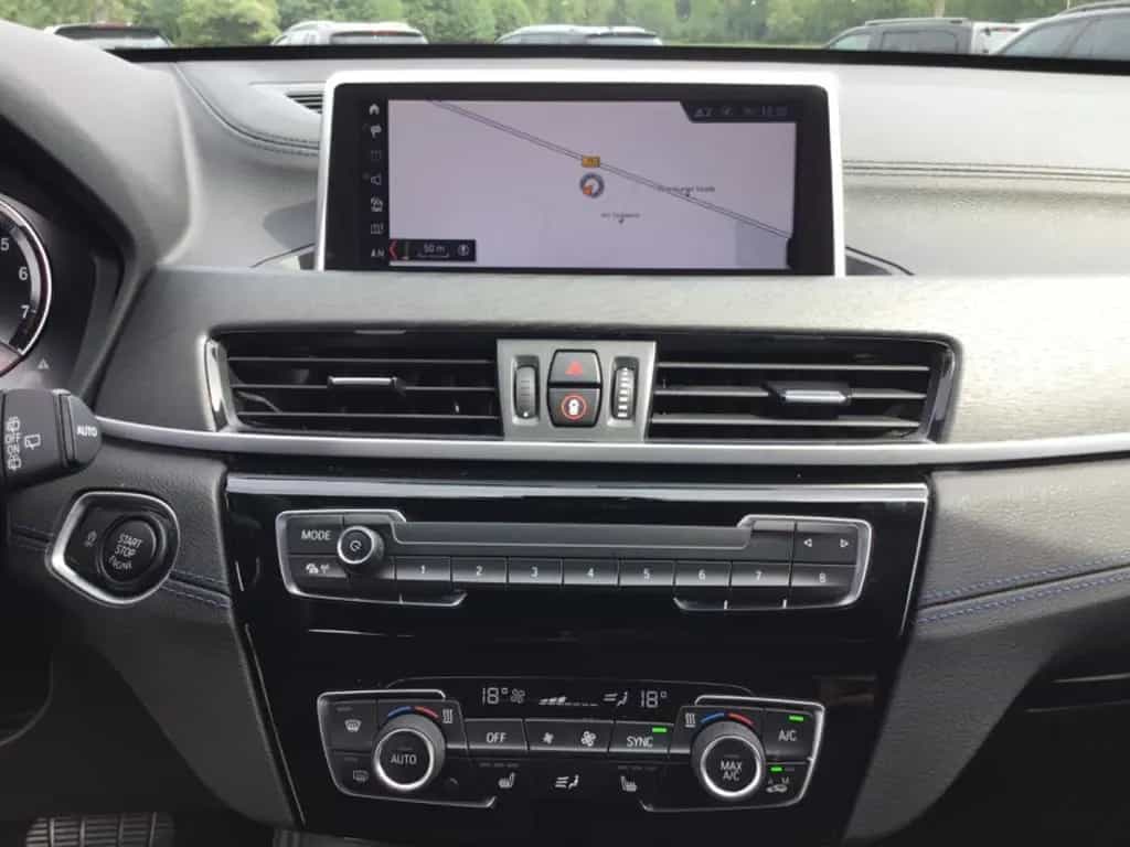 BMW X1 sDrive 20 i M Sport 06/2020-photo-12