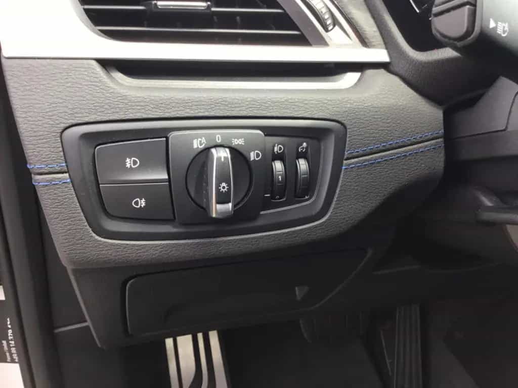 BMW X1 sDrive 20 i M Sport 06/2020-photo-16