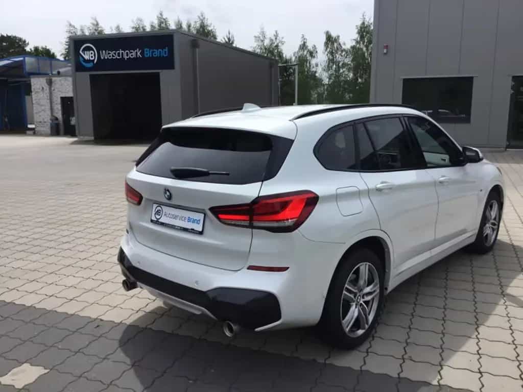 BMW X1 sDrive 20 i M Sport 06/2020-photo-3