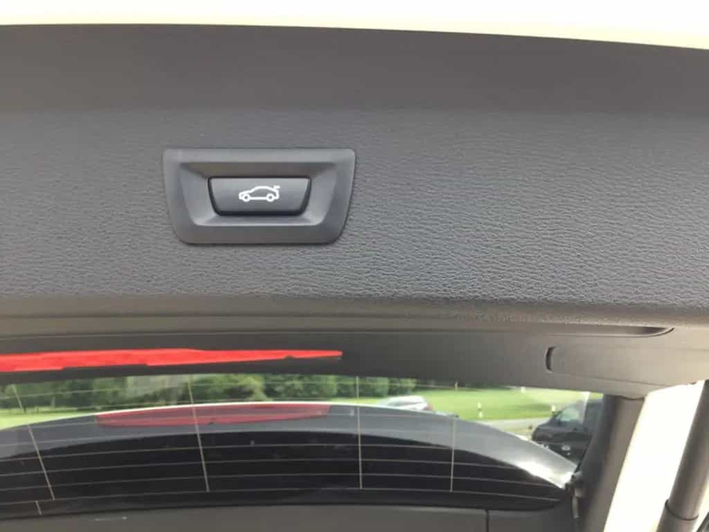 BMW X1 sDrive 20 i M Sport 06/2020-photo-9