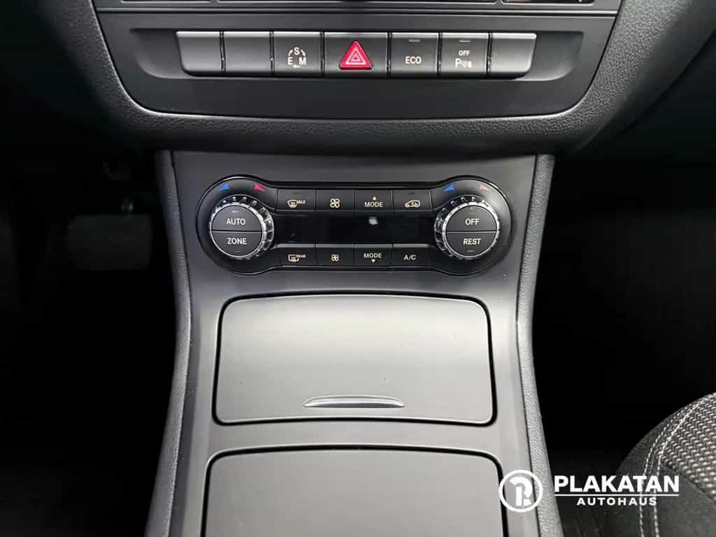 Mercedes-Benz B 200 Navi Bi-Xenon Tempomat 1Hand 11/2012-photo-28