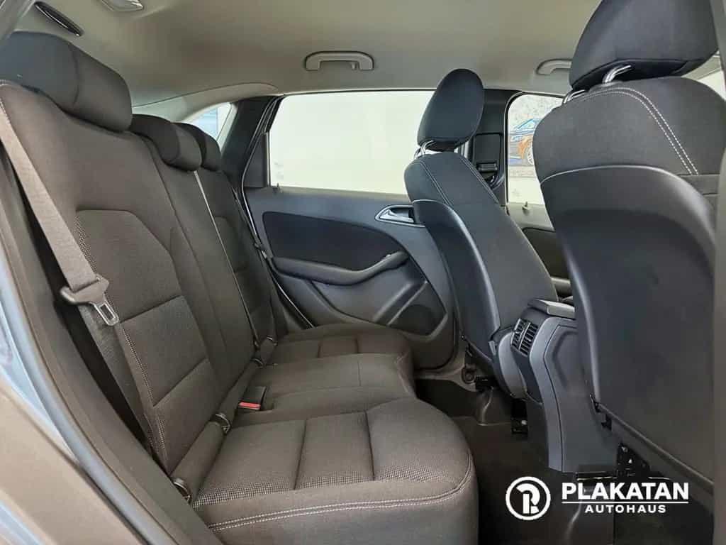 Mercedes-Benz B 200 Navi Bi-Xenon Tempomat 1Hand 11/2012-photo-35