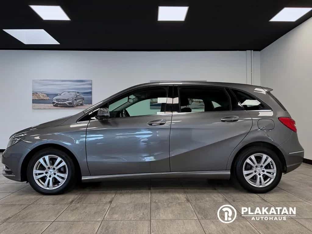 Mercedes-Benz B 200 Navi Bi-Xenon Tempomat 1Hand 11/2012-photo-7