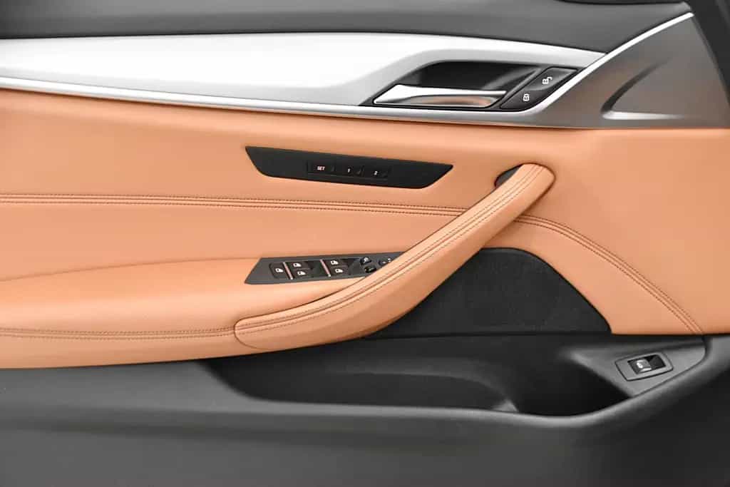 BMW 520 D TOURING *AUS 2 HAND*FINANZIERUNG MÖGLICH* 11/2019-photo-11