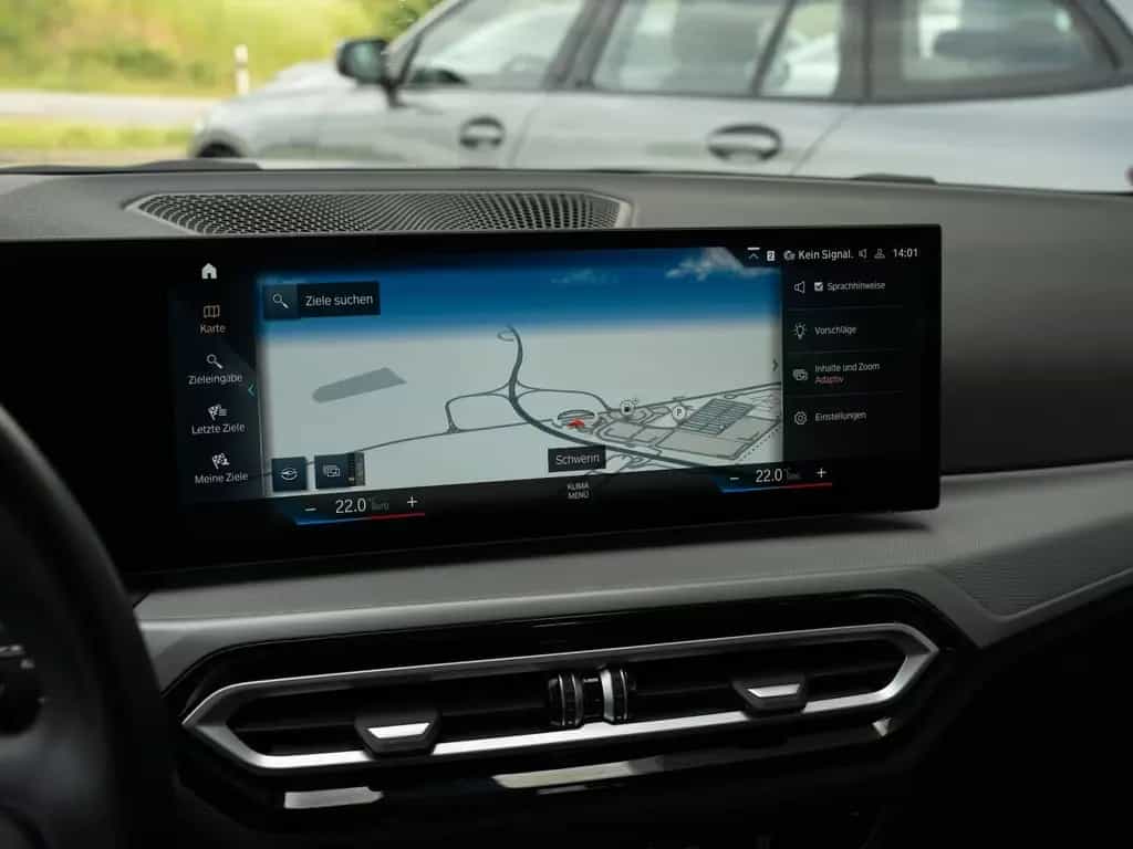 BMW 320 i touring.ACC.AHK. 02/2023-photo-12