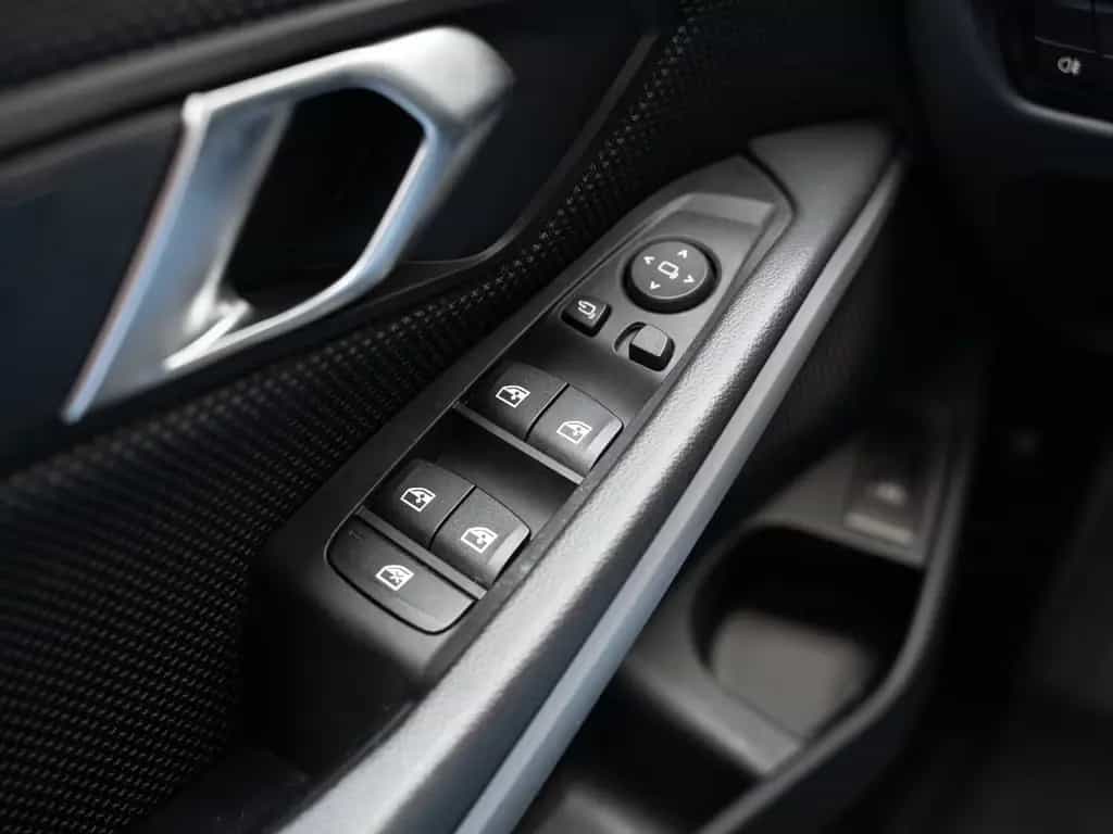 BMW 320 i touring.ACC.AHK. 02/2023-photo-16