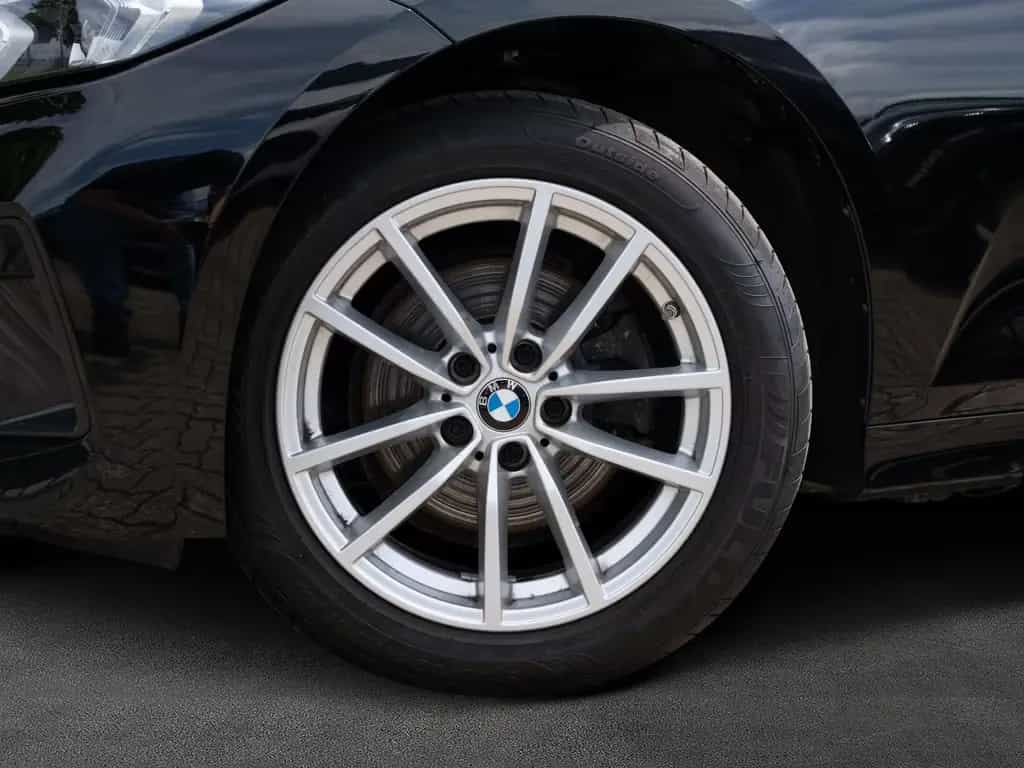 BMW 320 i touring.ACC.AHK. 02/2023-photo-3