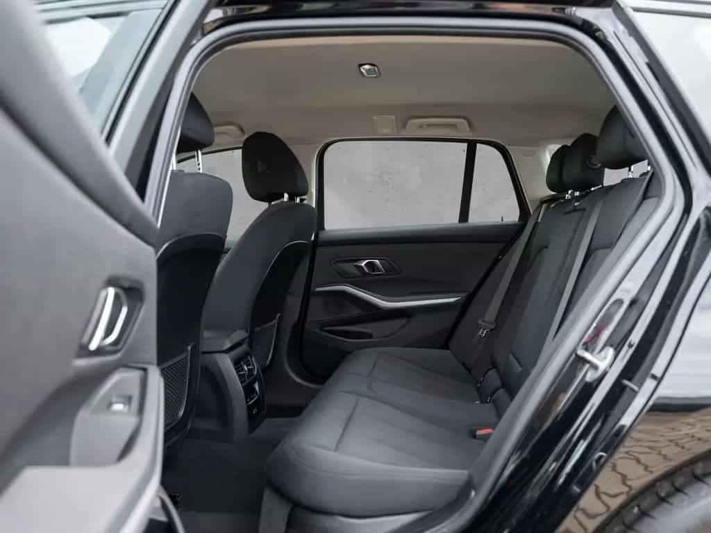 BMW 320 i touring.ACC.AHK. 02/2023-photo-8