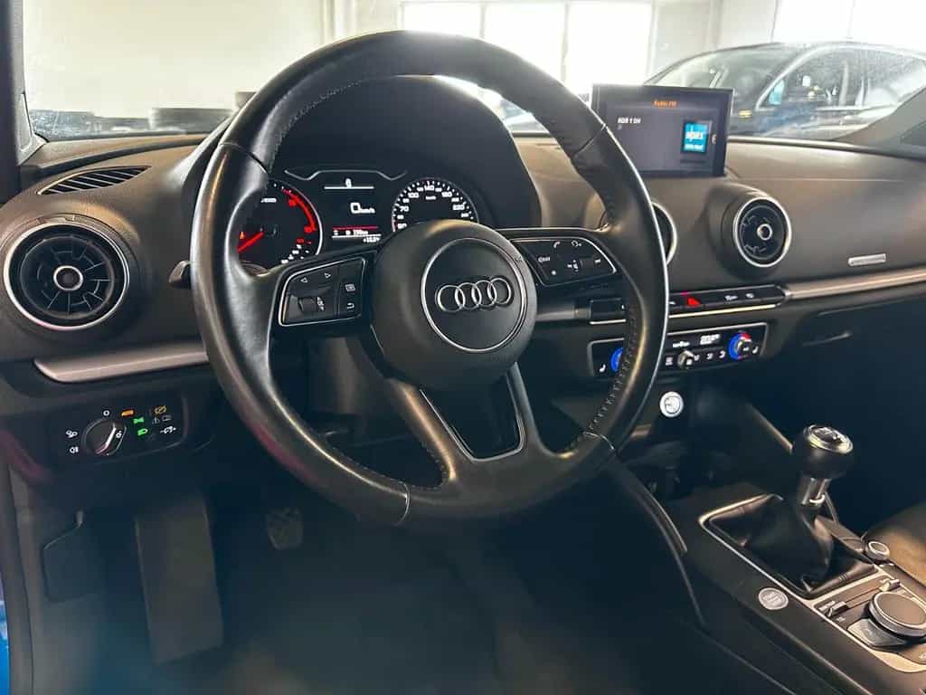 Audi A3 Cabriolet  S Line 07/2018-photo-12