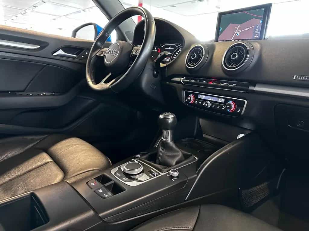 Audi A3 Cabriolet  S Line 07/2018-photo-17