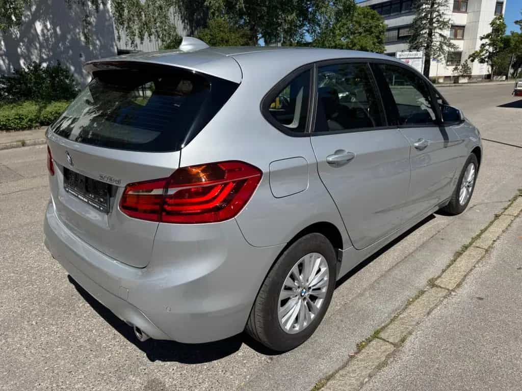 BMW 218 Active Tourer 218d AT/Advant./LED/Drive-Ass+/Kam/SZH/ 03/2021-photo-4