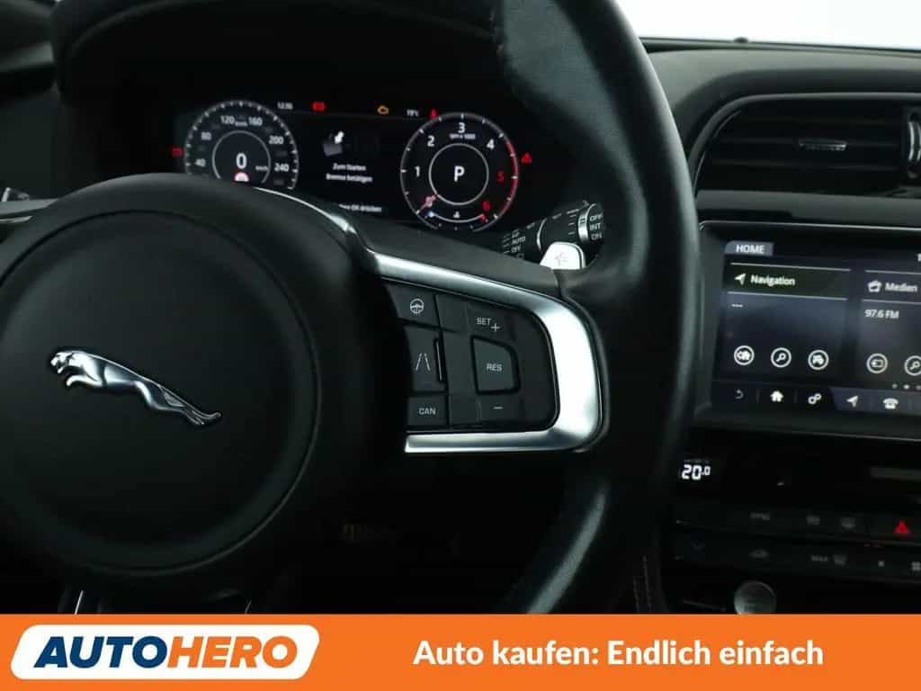 Jaguar F-Pace 30d R-Sport AWD Aut.*NAVI*CAM*LED*ACC*PDC 01/2019-photo-27