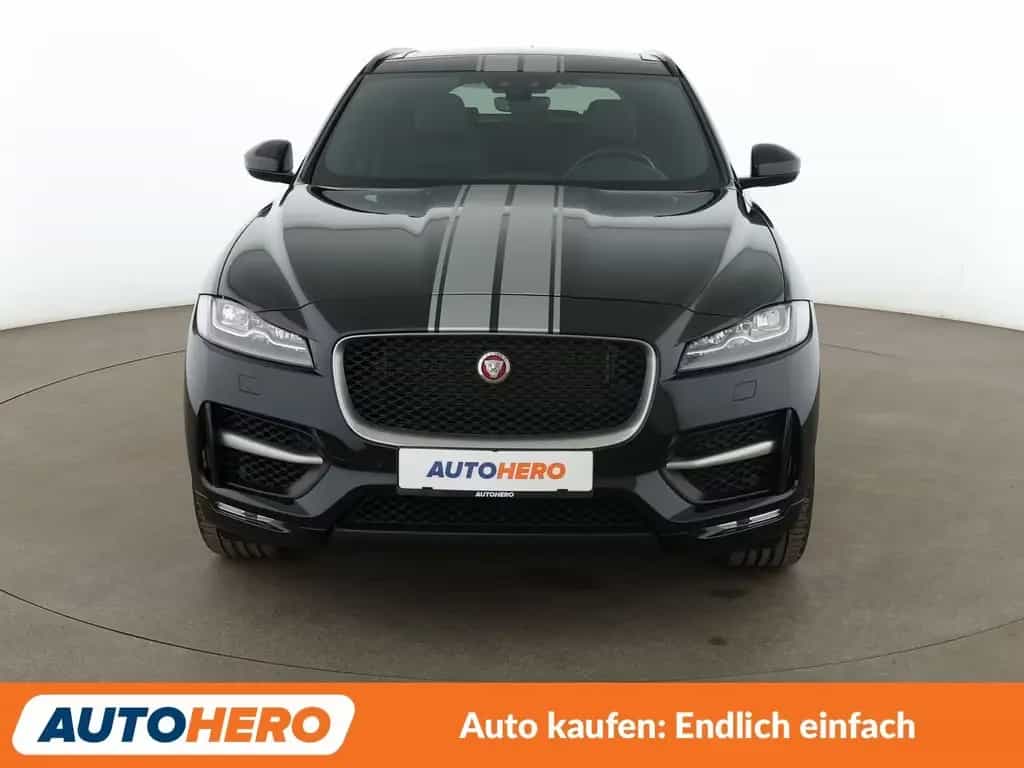 Jaguar F-Pace 30d R-Sport AWD Aut.*NAVI*CAM*LED*ACC*PDC 01/2019-photo-8