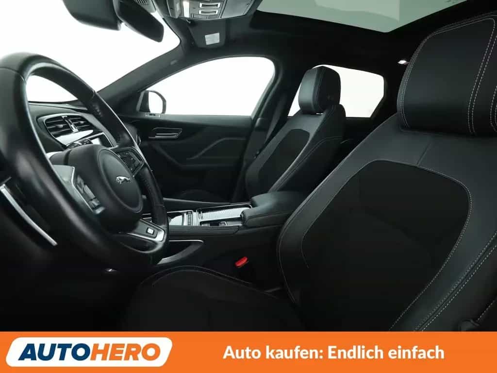 Jaguar F-Pace 30d R-Sport AWD Aut.*NAVI*CAM*LED*ACC*PDC 01/2019-photo-9