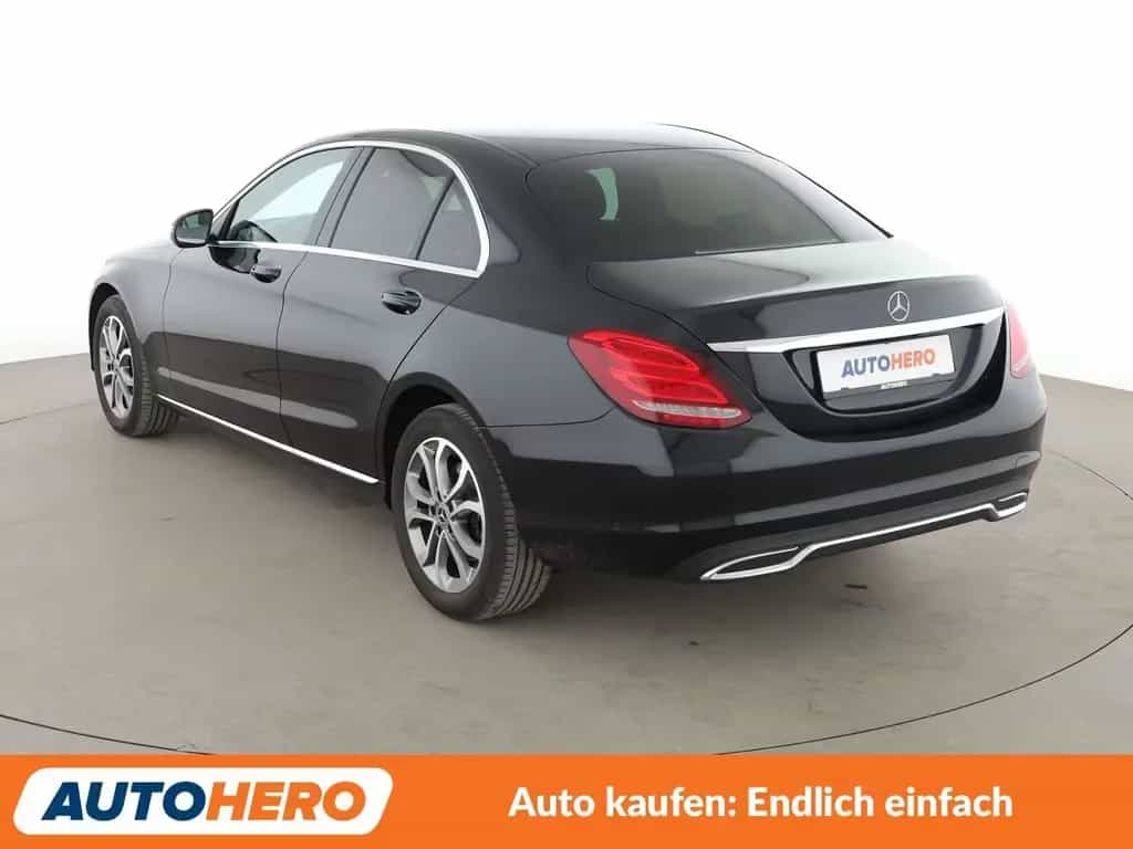 Mercedes-Benz C 180 CGI Avantgarde Aut.*LED*NAVI*TEMPO*CAM*PDC 07/2018-photo-3