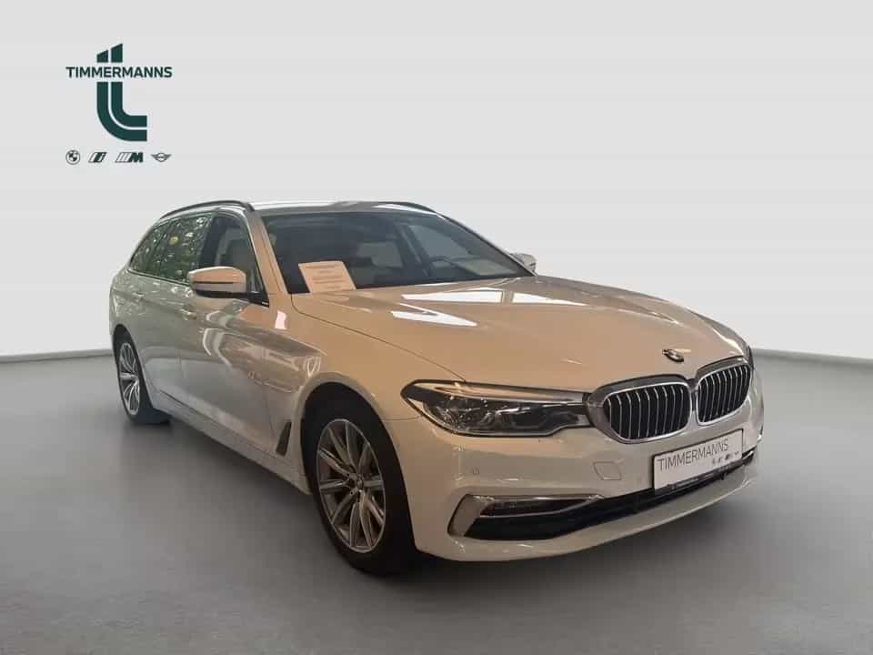 BMW 525 d Touring Luxury Line  AHK HUD MEMORY 11/2018-photo-2