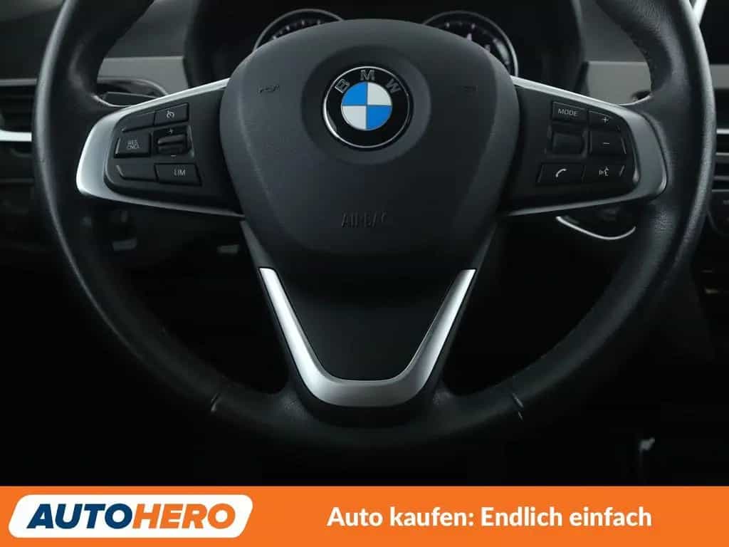 BMW X1 sDrive 20i xLine Aut.*LED*TEMPO*PLA*PDC* 09/2018-photo-18