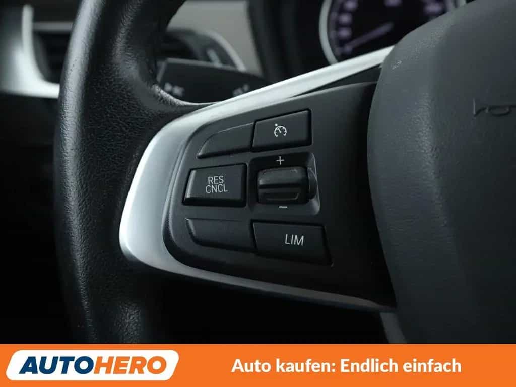 BMW X1 sDrive 20i xLine Aut.*LED*TEMPO*PLA*PDC* 09/2018-photo-26