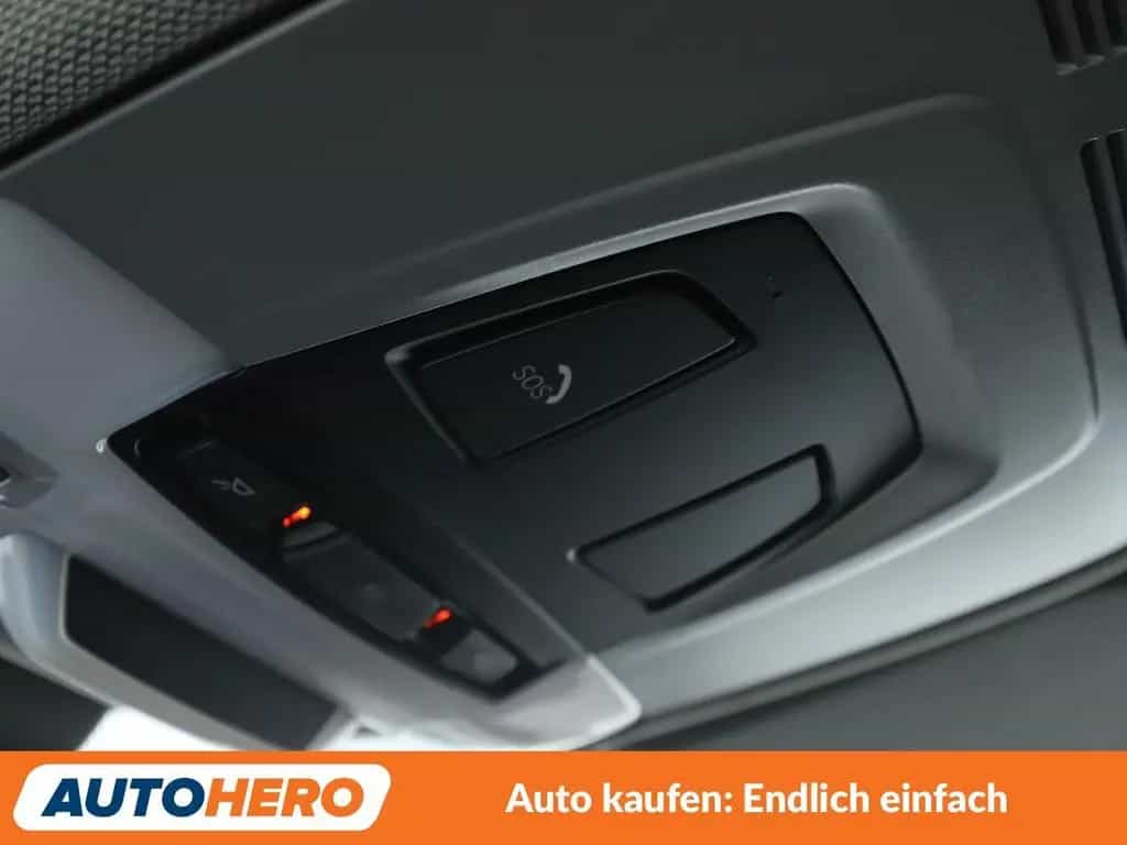 BMW X1 sDrive 20i xLine Aut.*LED*TEMPO*PLA*PDC* 09/2018-photo-29