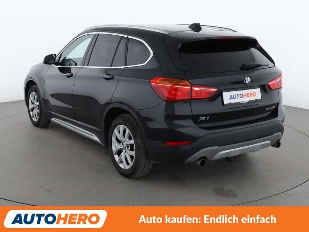 BMW X1 sDrive 20i xLine Aut.*LED*TEMPO*PLA*PDC* 09/2018-photo-3