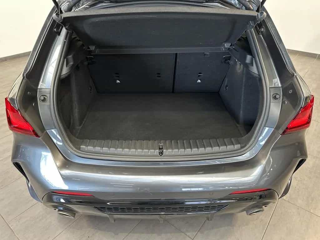 BMW M135 i xDrive Sport-Aut. NAV+LED+KAMERA+18ZO+LCP 11/2020-photo-5