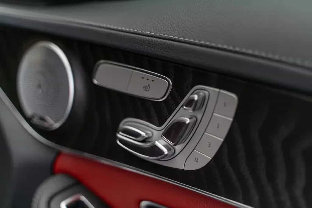 Mercedes-Benz C 43 AMG 4Matic|BURM|DIST|19"|MEMORY 11/2015-photo-41