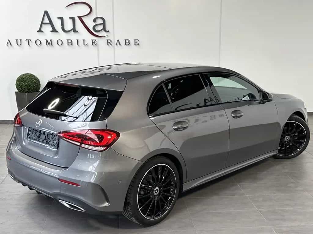 Mercedes-Benz A 180 AMG-Line NAV+LED+PANORAMA+SHZ+NIGHT+19ZOLL 02/2023-photo-4