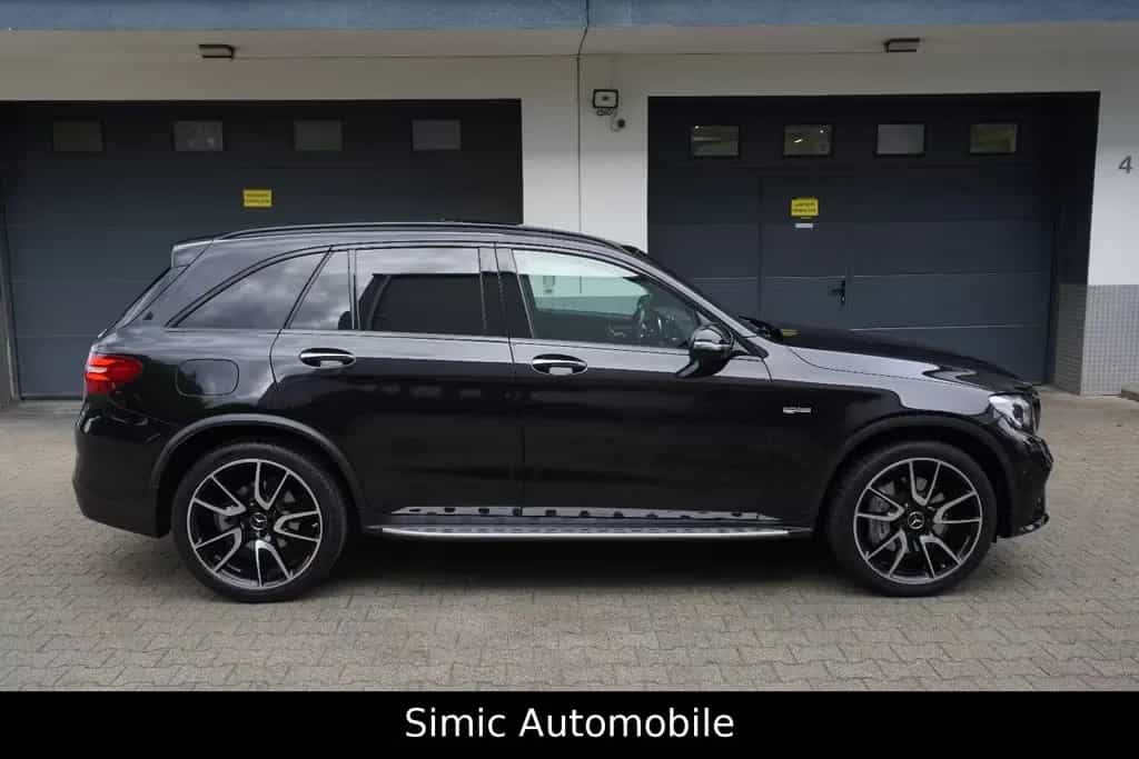 Mercedes-Benz GLC 43 AMG 4Matic LEDER+NAVI+PANO+KAMERA+ALU-21 03/2018-photo-1