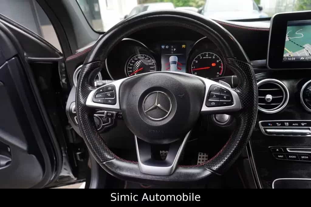 Mercedes-Benz GLC 43 AMG 4Matic LEDER+NAVI+PANO+KAMERA+ALU-21 03/2018-photo-31