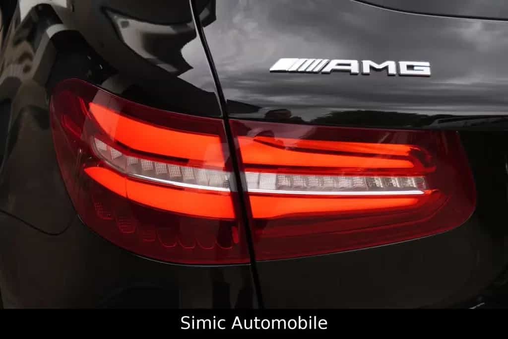 Mercedes-Benz GLC 43 AMG 4Matic LEDER+NAVI+PANO+KAMERA+ALU-21 03/2018-photo-36